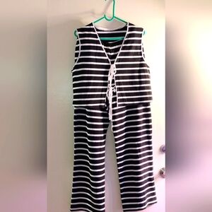 Lightweight Knit Vested Pant Suit